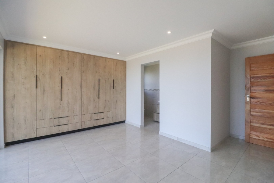 4 Bedroom Property for Sale in Dana Bay Western Cape